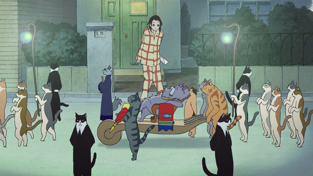Haru na porta de sua casa com um monte de gatos passando em algum tipo de desfile.